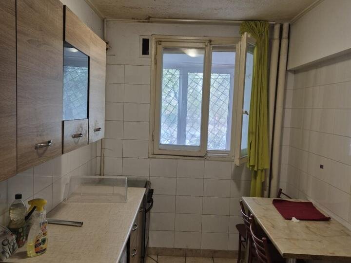 Piata Muncii, metrou,